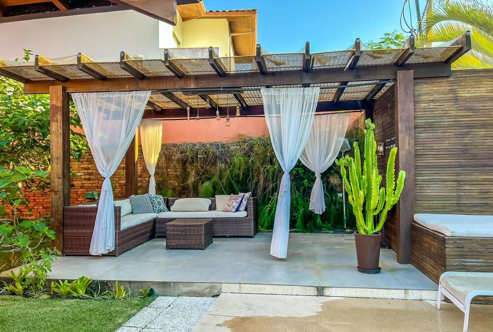 Homestay Cataluna Suites House Geriba Armacao dos Buzios